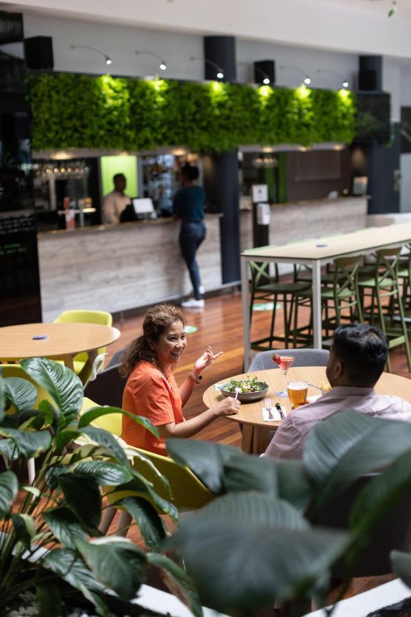 Novotel Darwin Cbd Екстер'єр фото